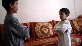 حوار بين طفلين يلخص أصول الإسلام